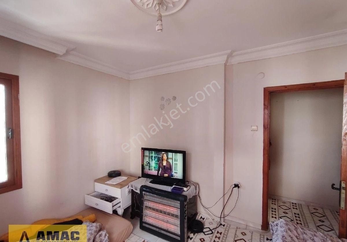 Amaç'tan Kenan Evren Semt Pazarına Yakın Hasarsız 3+1 Ç.bnyo+3 Balkonlu Geniş Satılık Daire - Görsel 13