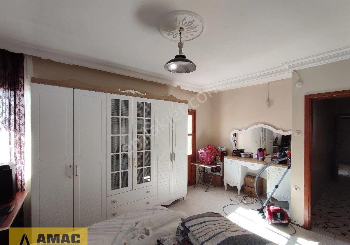 Amaç'tan Kenan Evren Semt Pazarına Yakın Hasarsız 3+1 Ç.bnyo+3 Balkonlu Geniş Satılık Daire - Görsel 25