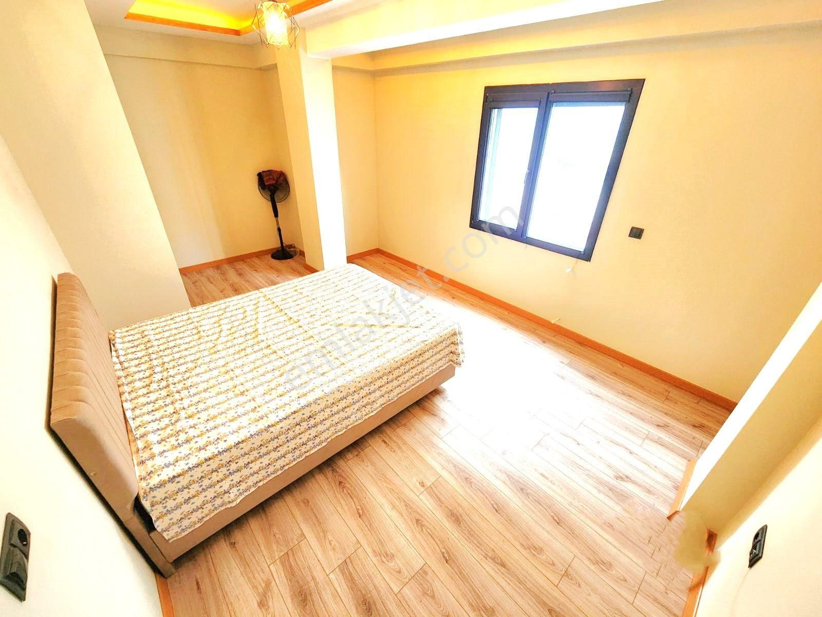 🎉aygülden Akçay'da🎉 Hem Yatırıma Hem Oturuma Uygun Kapalı Cam Balkonlu Doğalgazlı 1+1satılık Daire - Görsel 16
