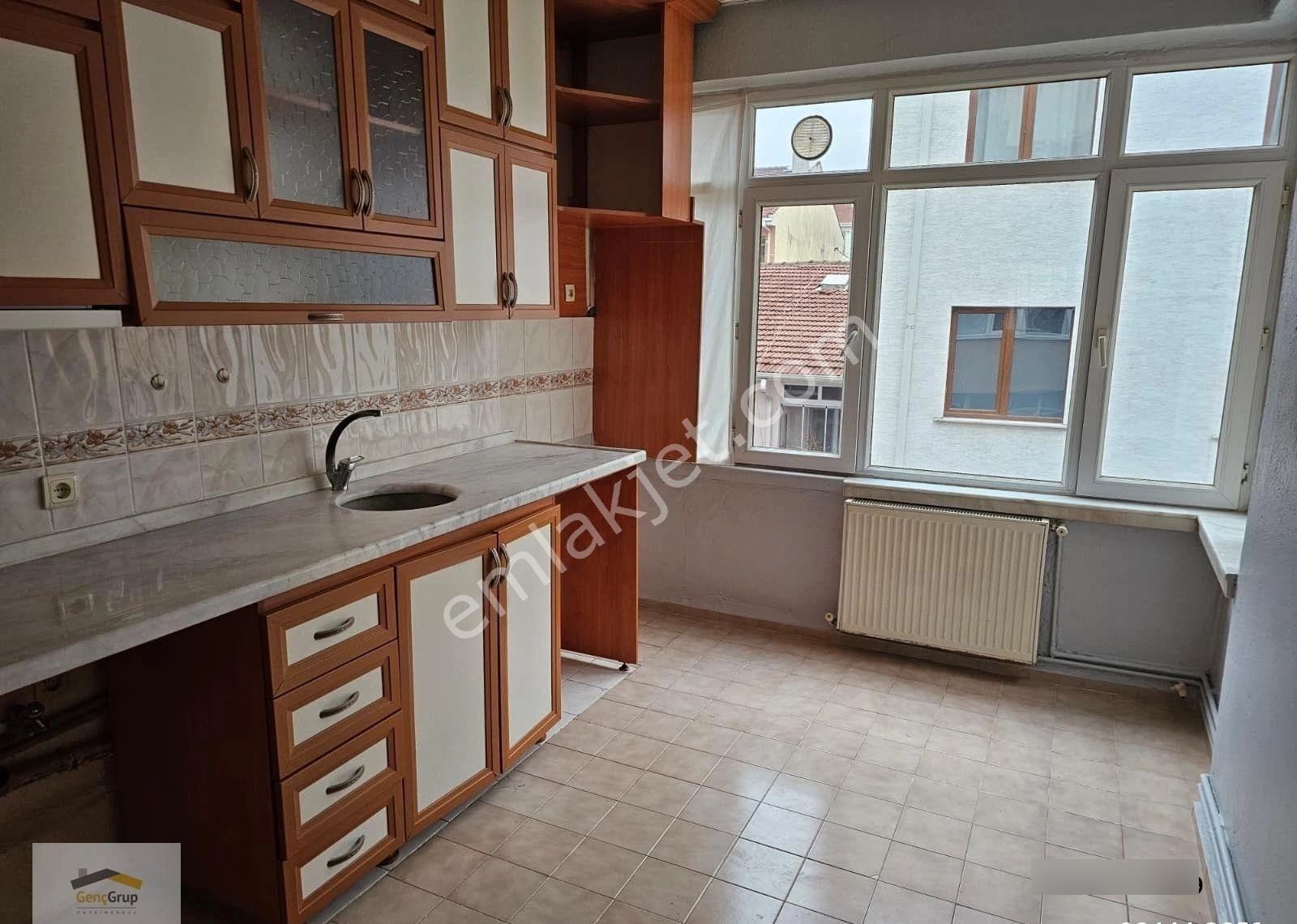 *genç Grup* Hatboyu Saat Kulesi Yakını Teraslı Bakımlı 2+1 Daire - Görsel 7