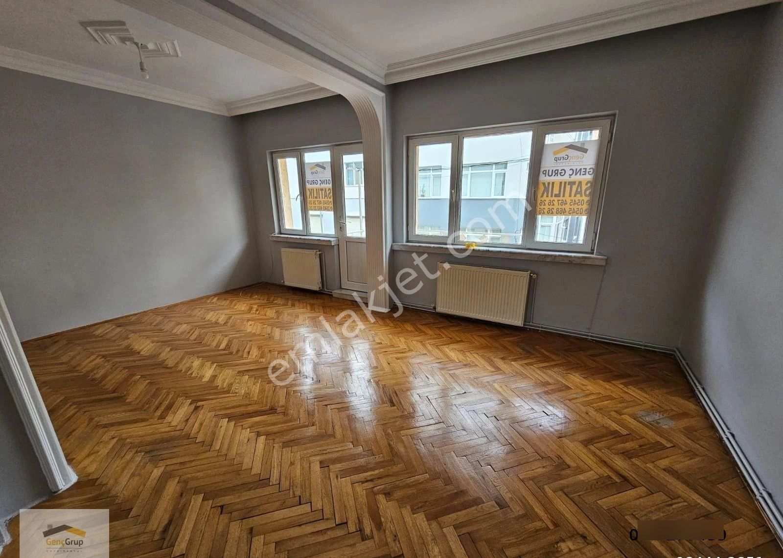 *genç Grup* Hatboyu Saat Kulesi Yakını Teraslı Bakımlı 2+1 Daire