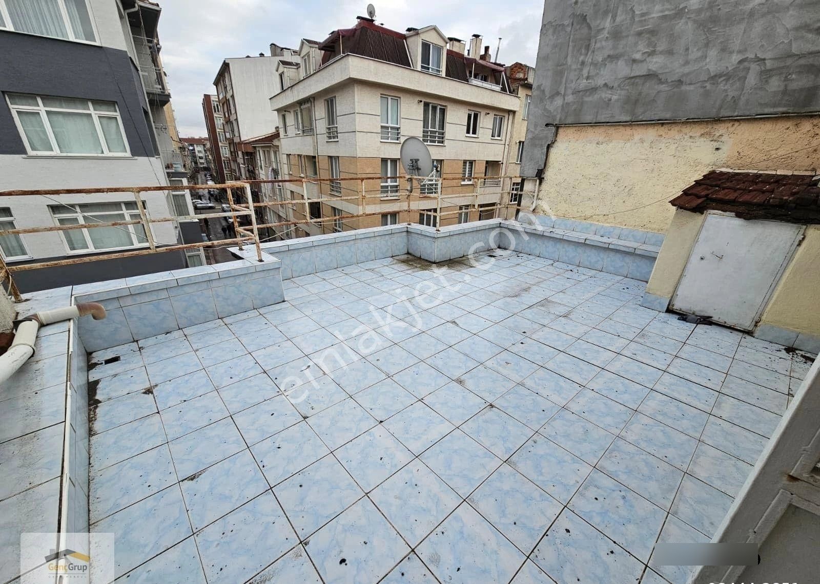 *genç Grup* Hatboyu Saat Kulesi Yakını Teraslı Bakımlı 2+1 Daire - Görsel 13