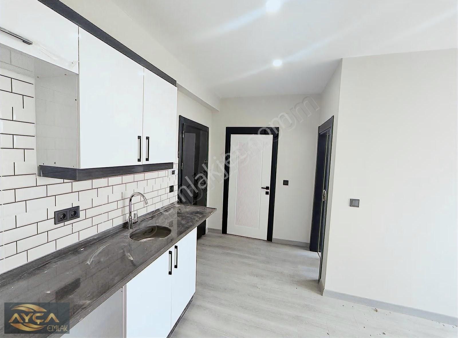 Büyük Şehir Belediyesine Yakın Ayçadan Kiralık 1+1 Daire