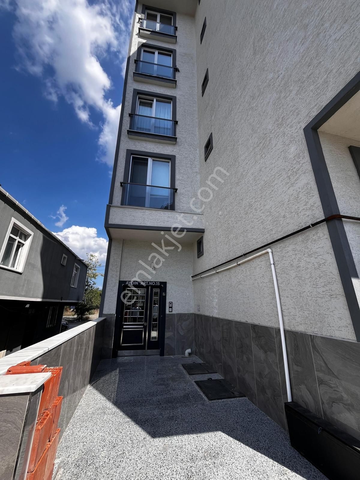 Şile Otobanı Kenarında 2+1 Yeni Binada Kiralık Daire - Görsel 8