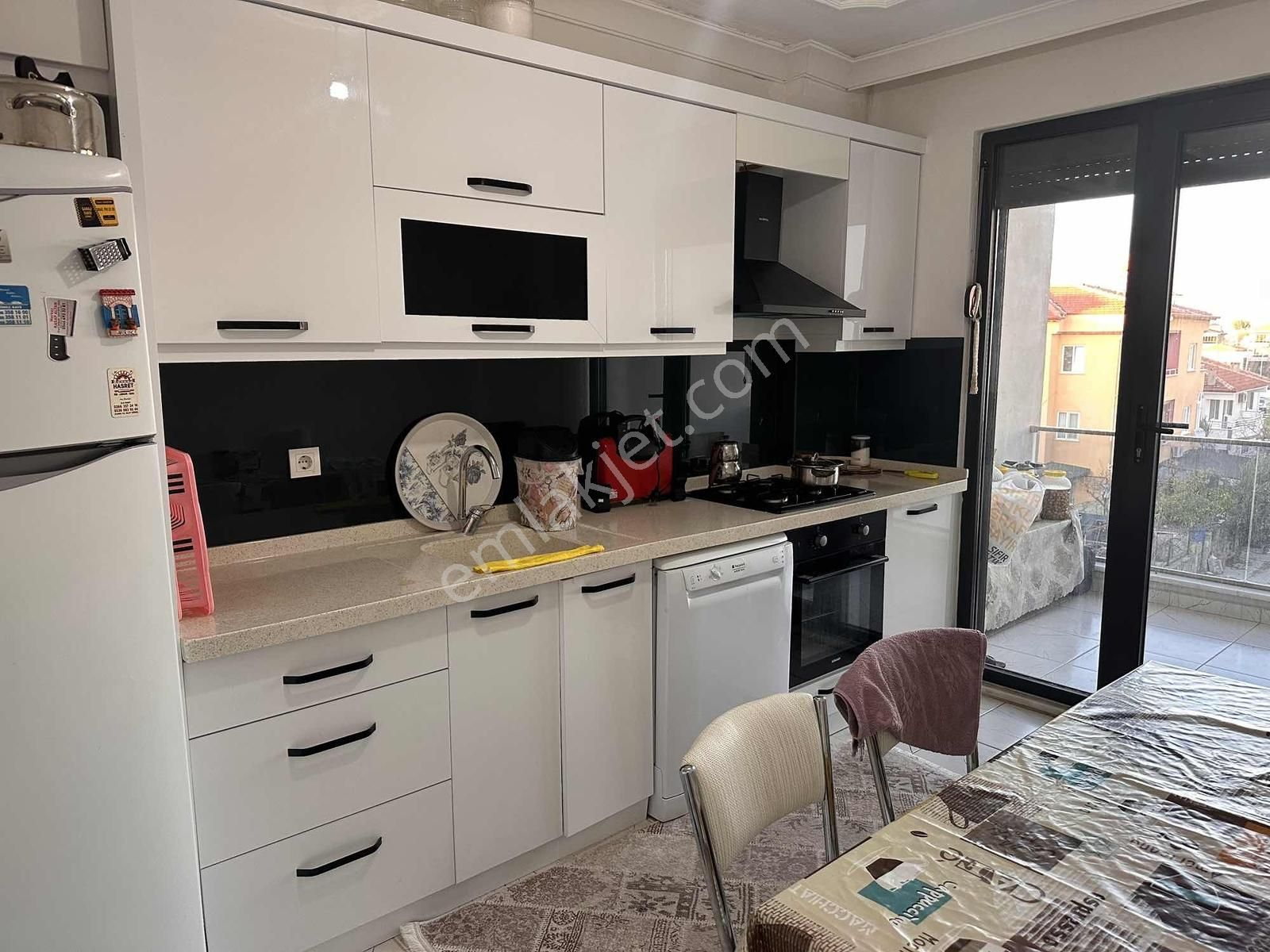 Greenpark Sitesinde 3+1 Ebeveyn Banyolu Geniş Ferah Daire - Görsel 32