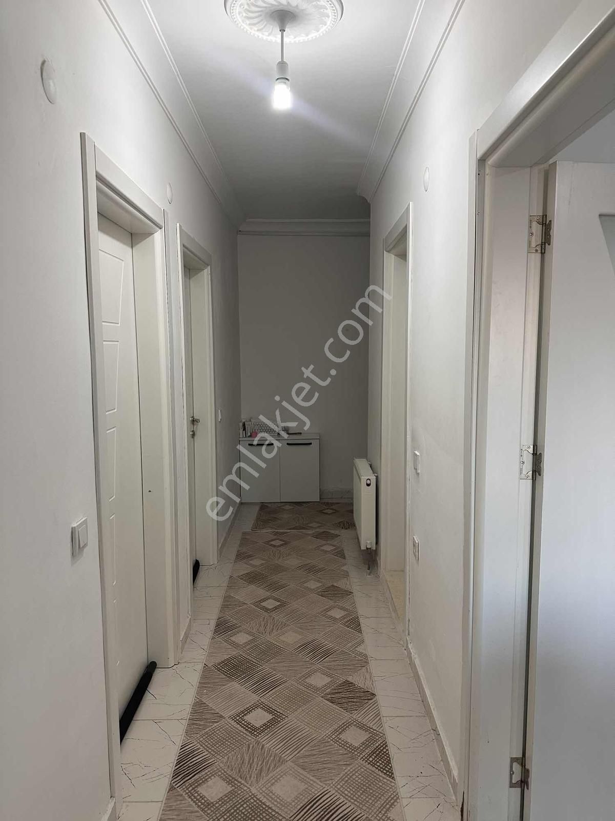 Greenpark Sitesinde 3+1 Ebeveyn Banyolu Geniş Ferah Daire - Görsel 4