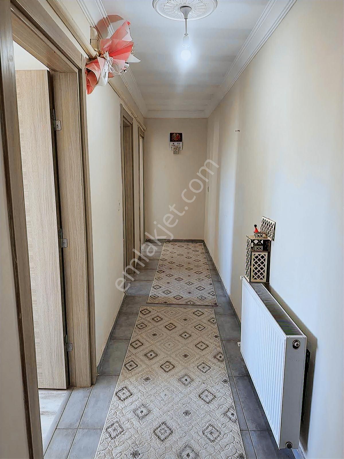 Full Eşyalı Doğalgazlı Merkezi Konumda 2+1 Geniş Daire - Görsel 5