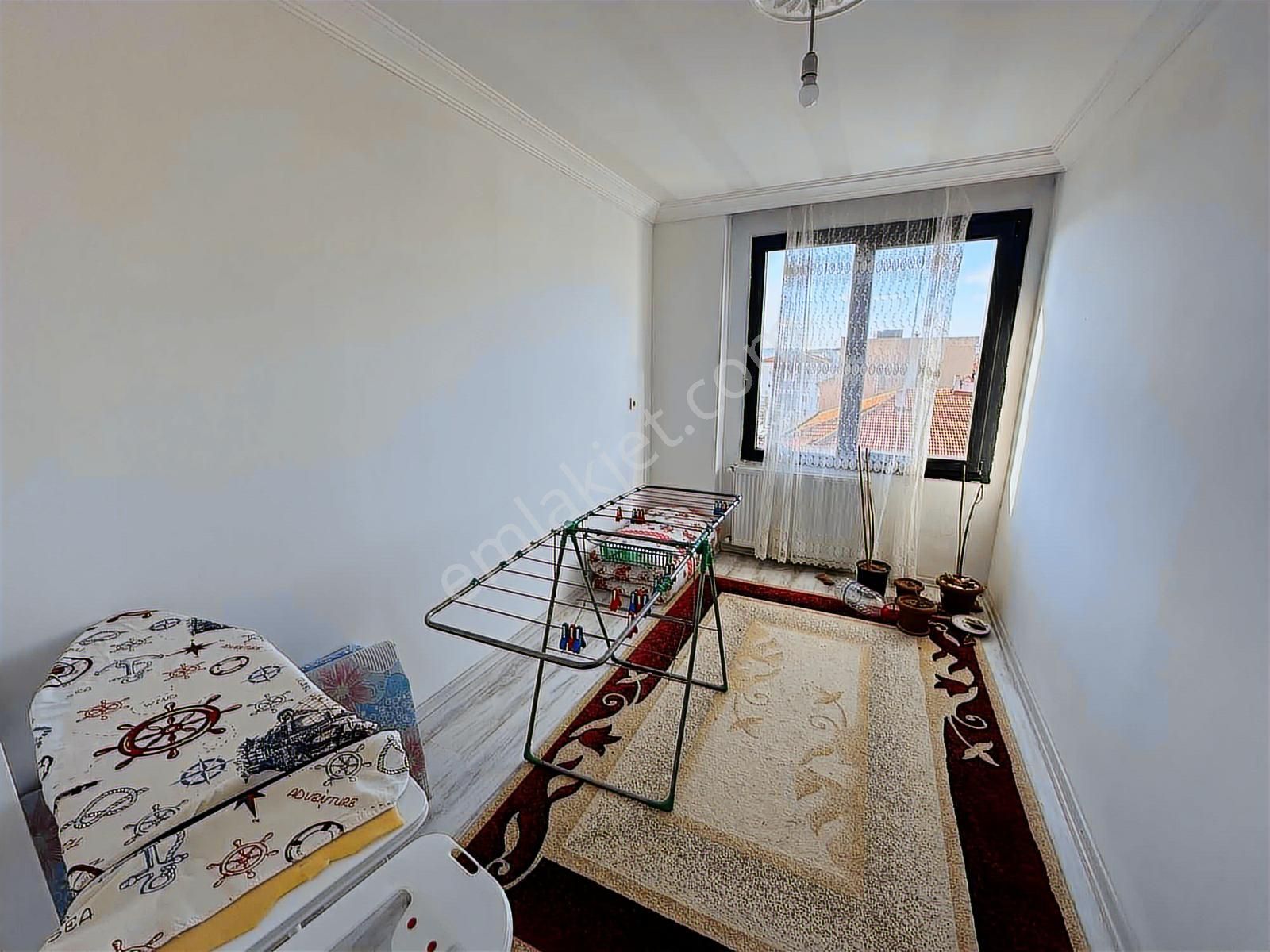 Full Eşyalı Doğalgazlı Merkezi Konumda 2+1 Geniş Daire - Görsel 18