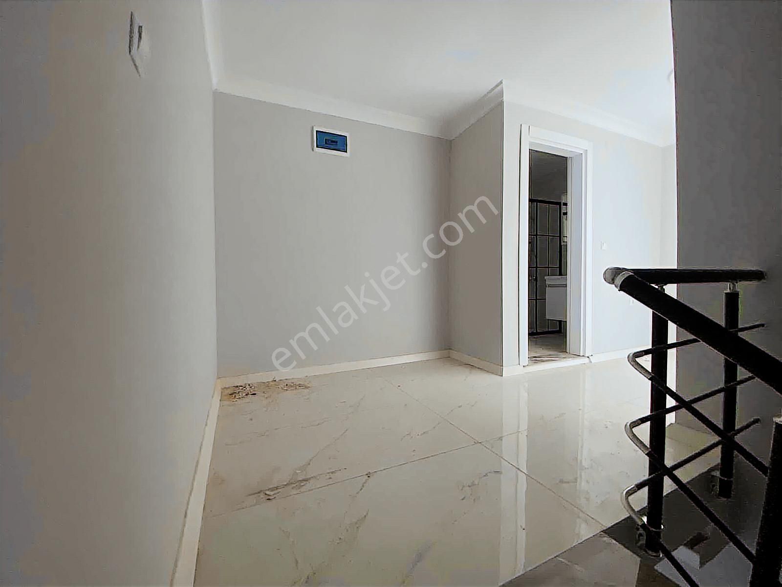 Akçalar'da Geniş 2+1 Dubleks Satılık Daire - Görsel 13