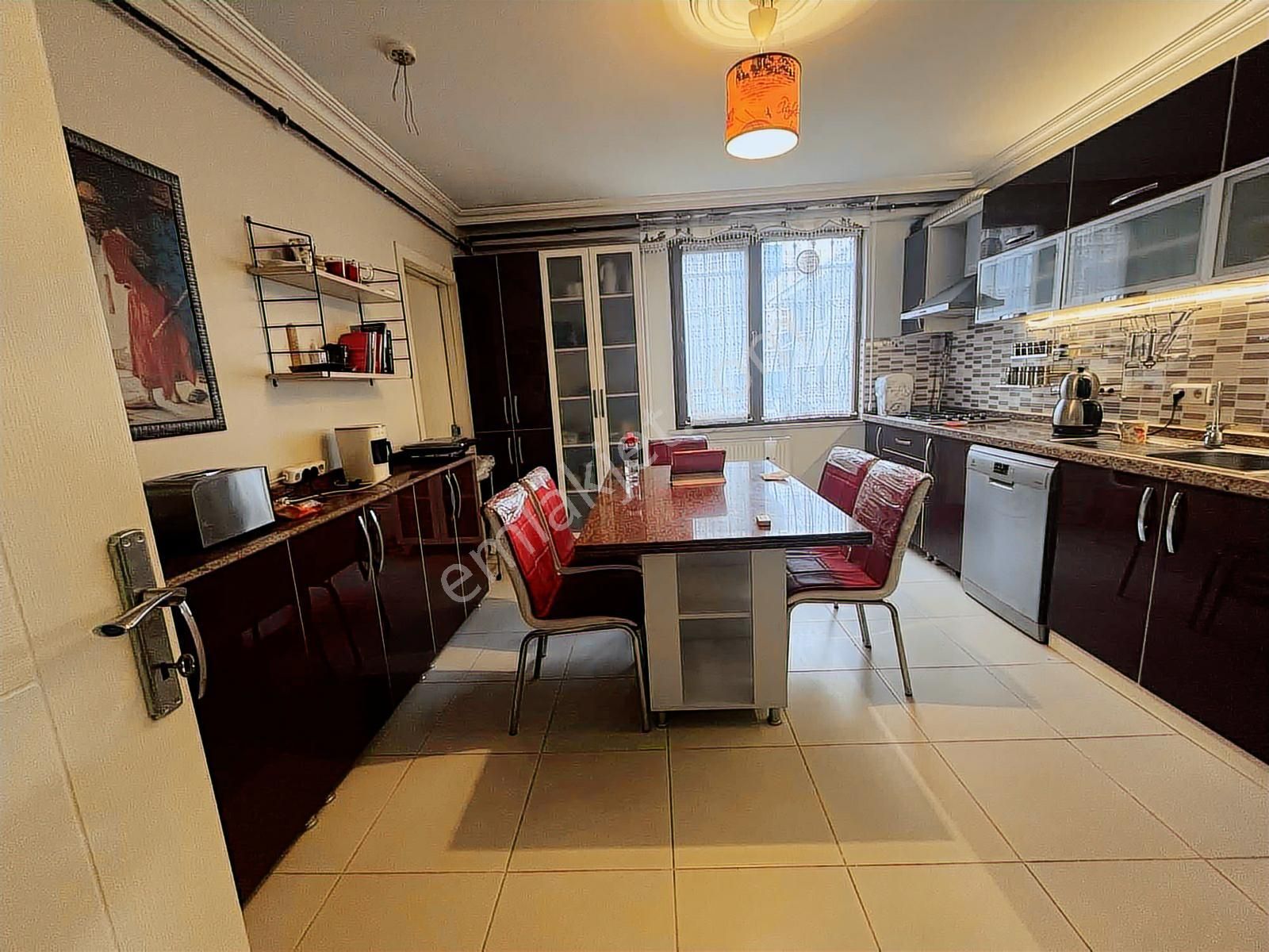 Ümraniye Site Mah. Hemen Teslim 111 M2 Net 3+1 Daire - Görsel 24