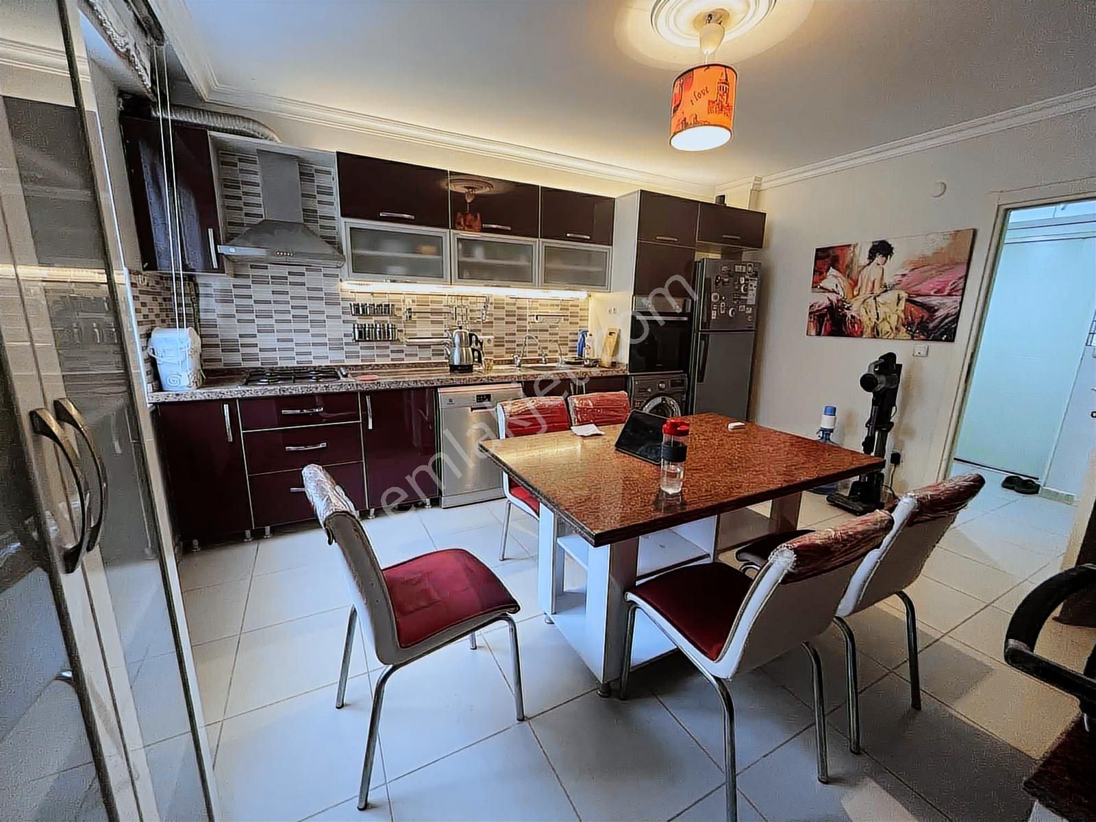 Ümraniye Site Mah. Hemen Teslim 111 M2 Net 3+1 Daire - Görsel 3