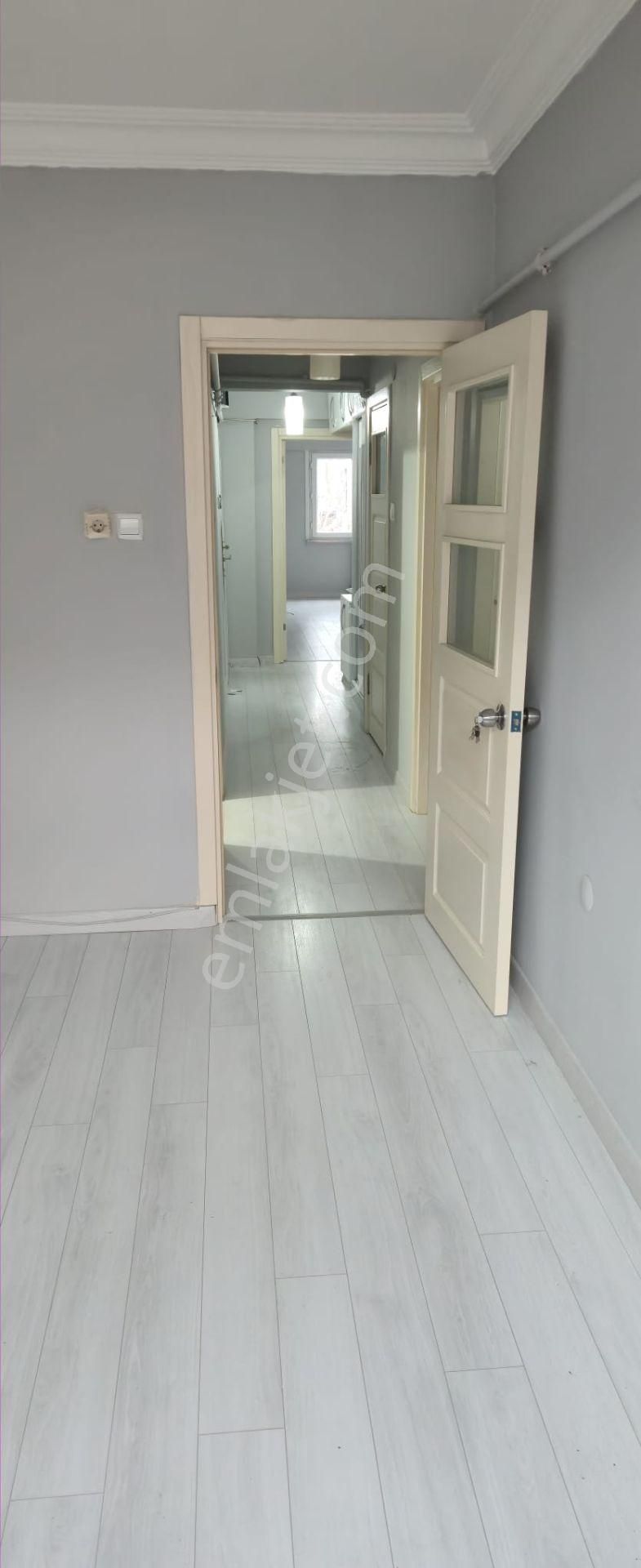 Avcılar Merkez Mahallesi Demir Sokakta Kiralık 2+1 Daire - Görsel 13