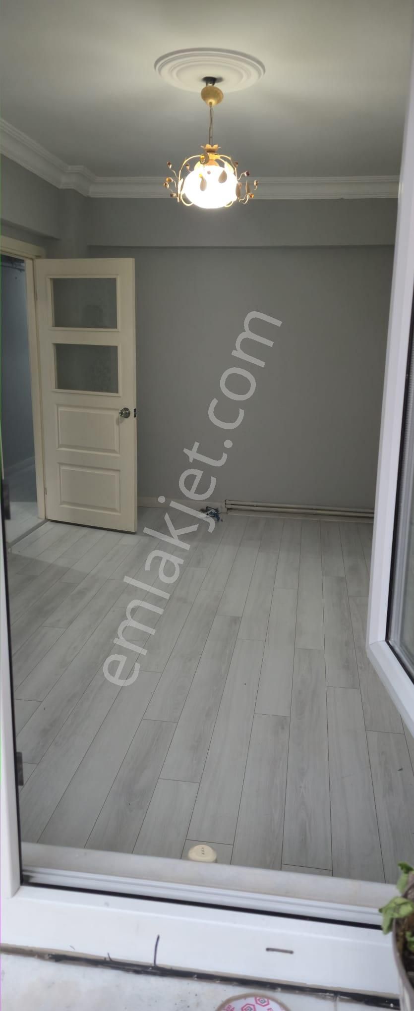 Avcılar Merkez Mahallesi Demir Sokakta Kiralık 2+1 Daire - Görsel 9