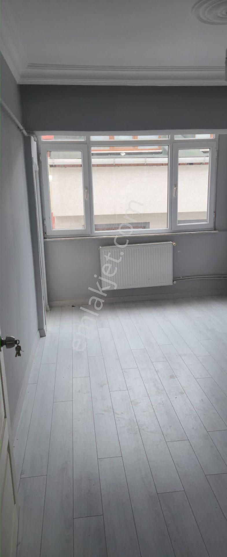 Avcılar Merkez Mahallesi Demir Sokakta Kiralık 2+1 Daire - Görsel 6