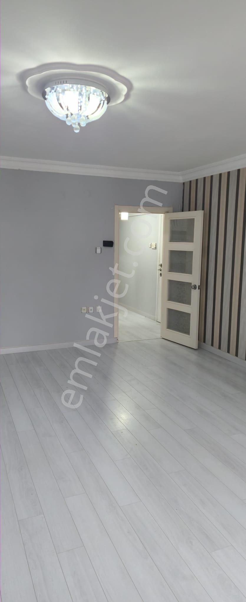 Avcılar Merkez Mahallesi Demir Sokakta Kiralık 2+1 Daire - Görsel 19