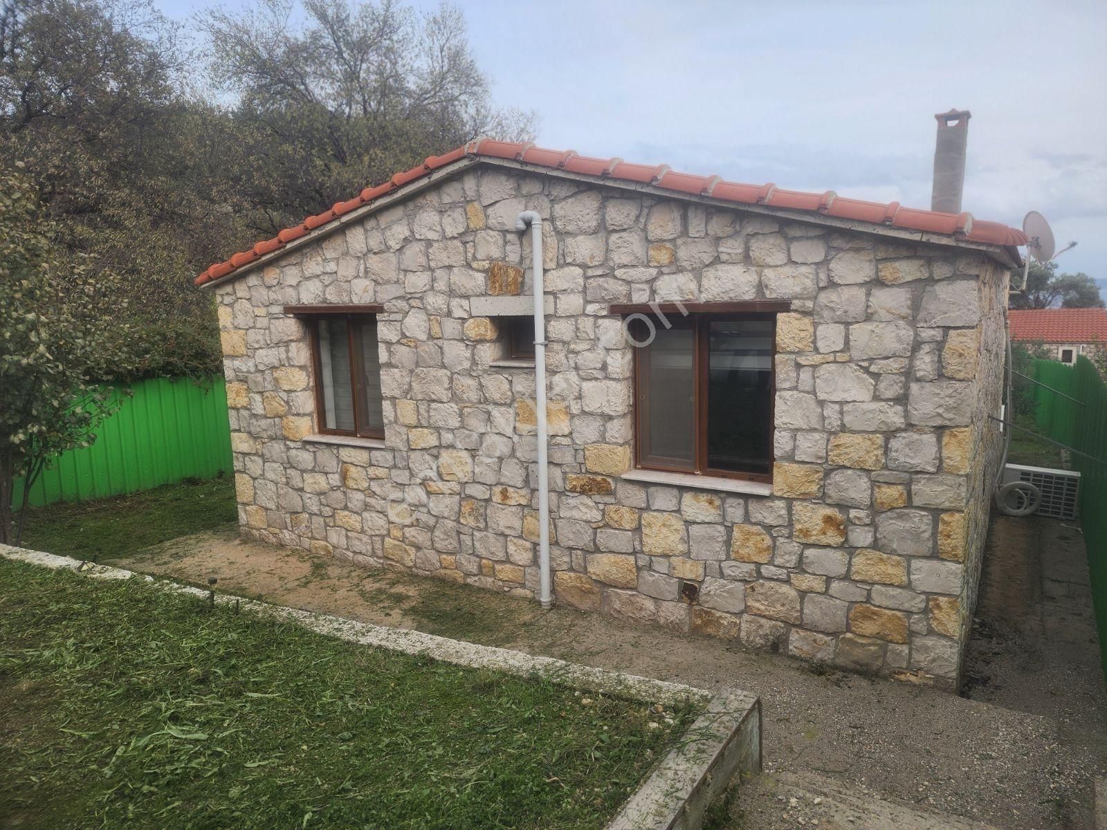 Mordoğan E Karaburun İnecik Köyünde Satlık Yazlık - Görsel 7