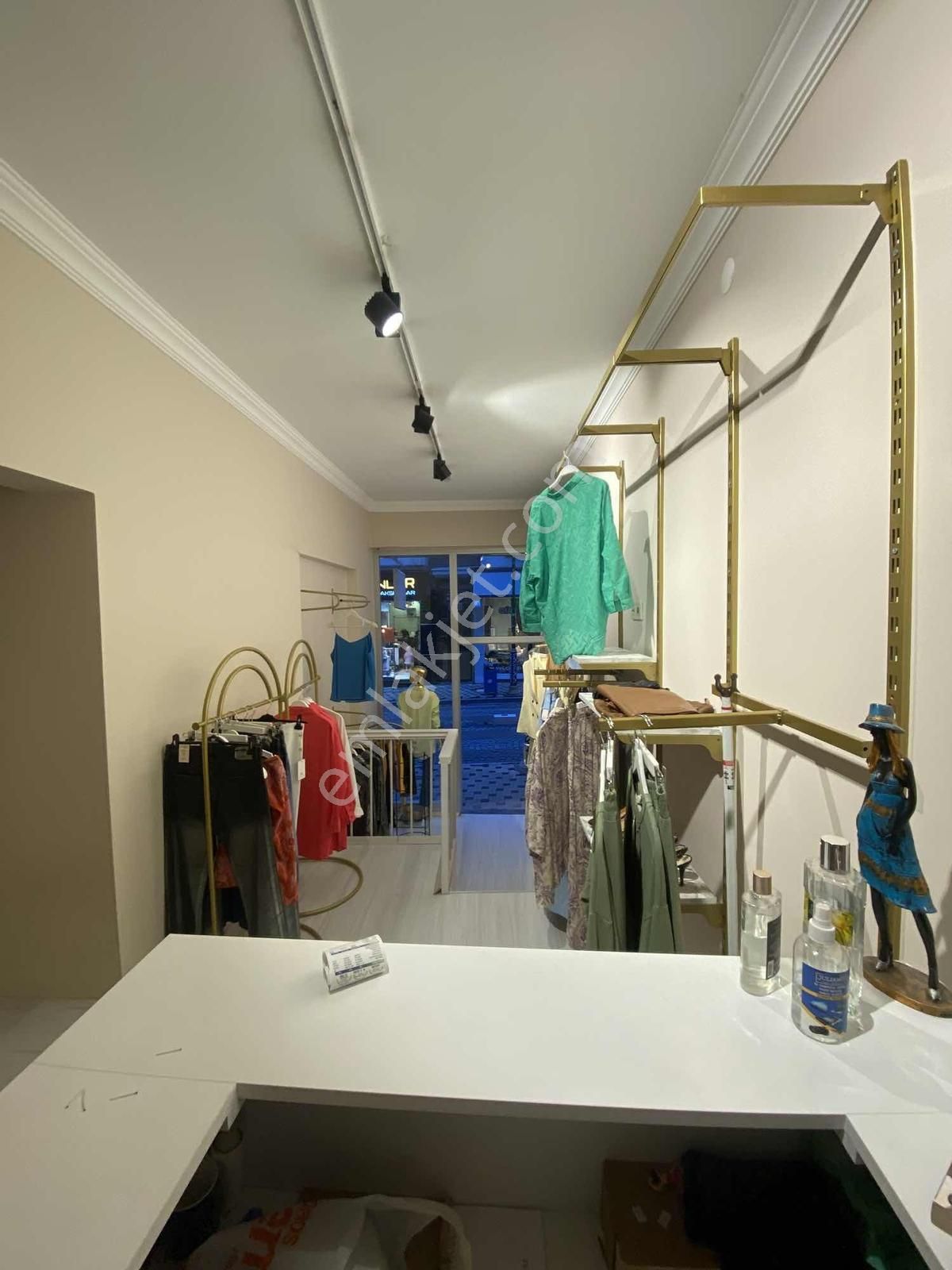 2y Duman Emlak Ve Gayrimenkul'den Devren Kiralık Mağaza - Görsel 10