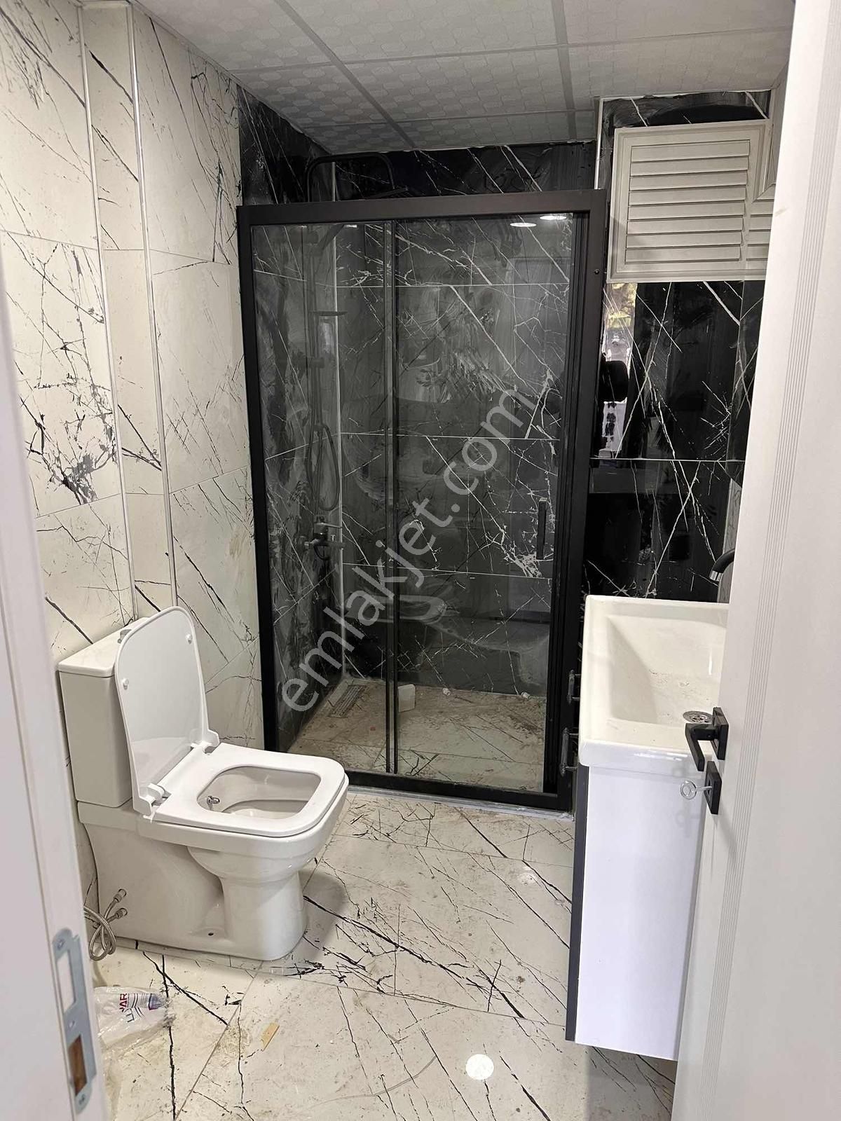 Cadde Üzerinde Manzaralı Kaliteli Lüx 2+1 Satılık Kaliteli Daire - Görsel 23
