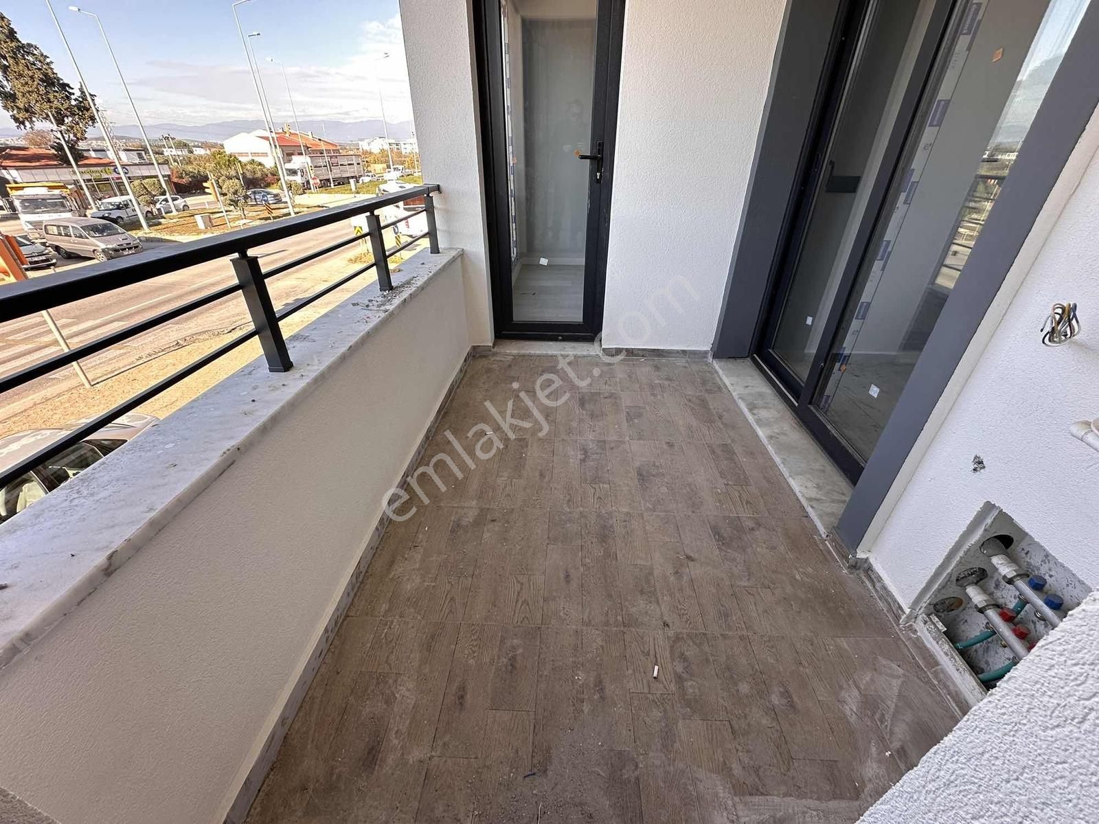 Cadde Üzerinde Manzaralı Kaliteli Lüx 2+1 Satılık Kaliteli Daire - Görsel 29
