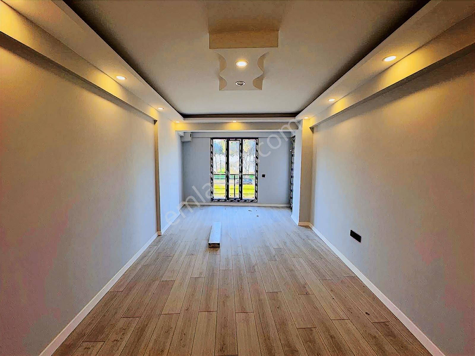 Cadde Üzerinde Manzaralı Kaliteli Lüx 2+1 Satılık Kaliteli Daire - Görsel 25