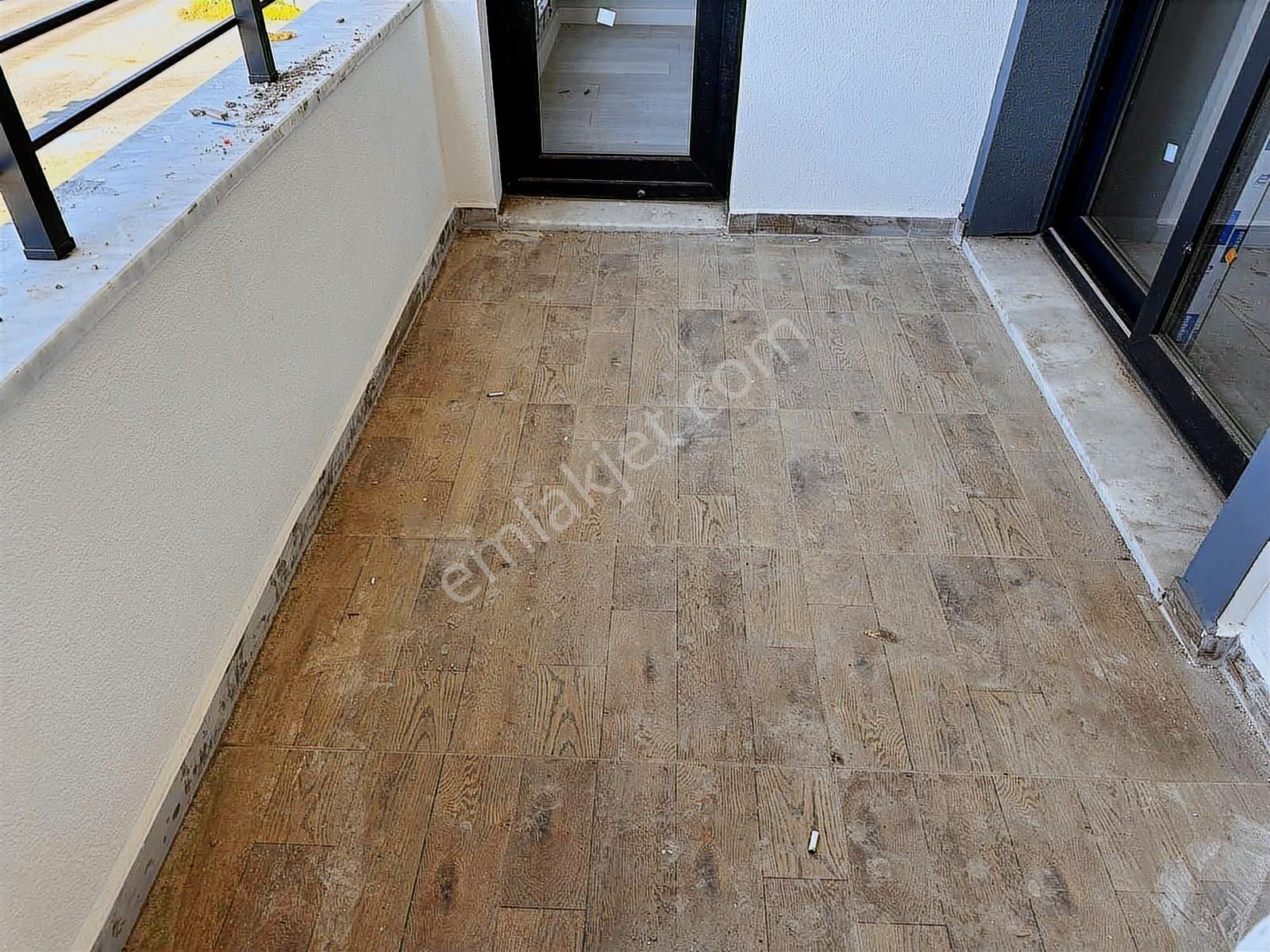 Cadde Üzerinde Manzaralı Kaliteli Lüx 2+1 Satılık Kaliteli Daire - Görsel 24