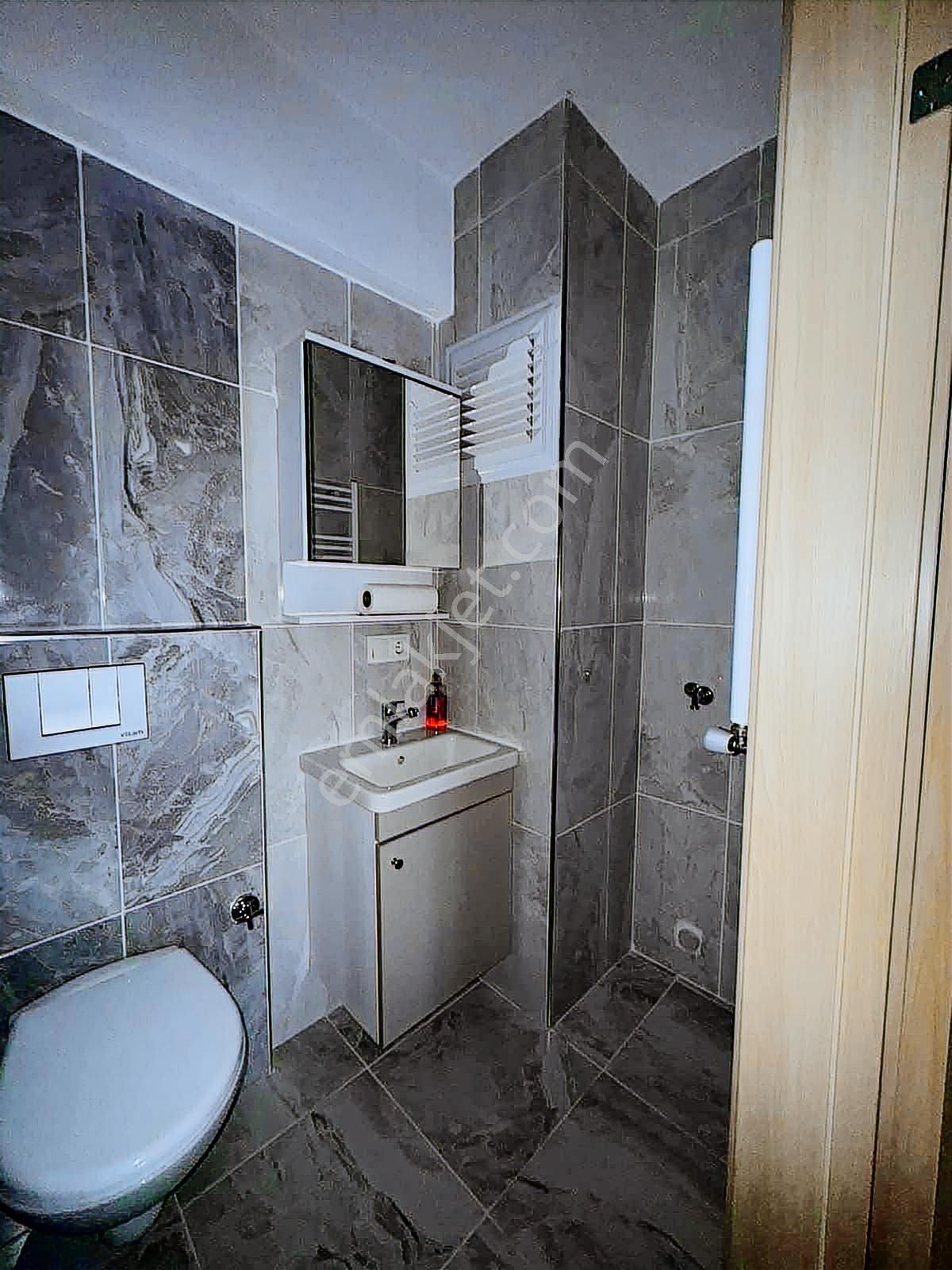 Çamçeşme Merkezde Ulaşıma Yakın Ferah Ve Kullanışlı 2+1 Daire - Görsel 16