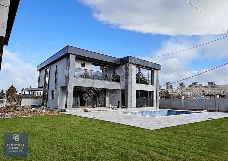 Seyhan Selvi'den İncekte Havuzlu Sıfır 6+1 Satılık Villa - Görsel 4