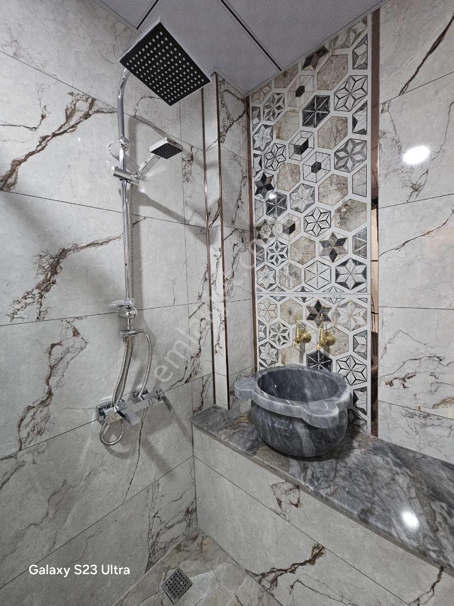 Metin Gönülalan'dan Lüks Daire - Görsel 11