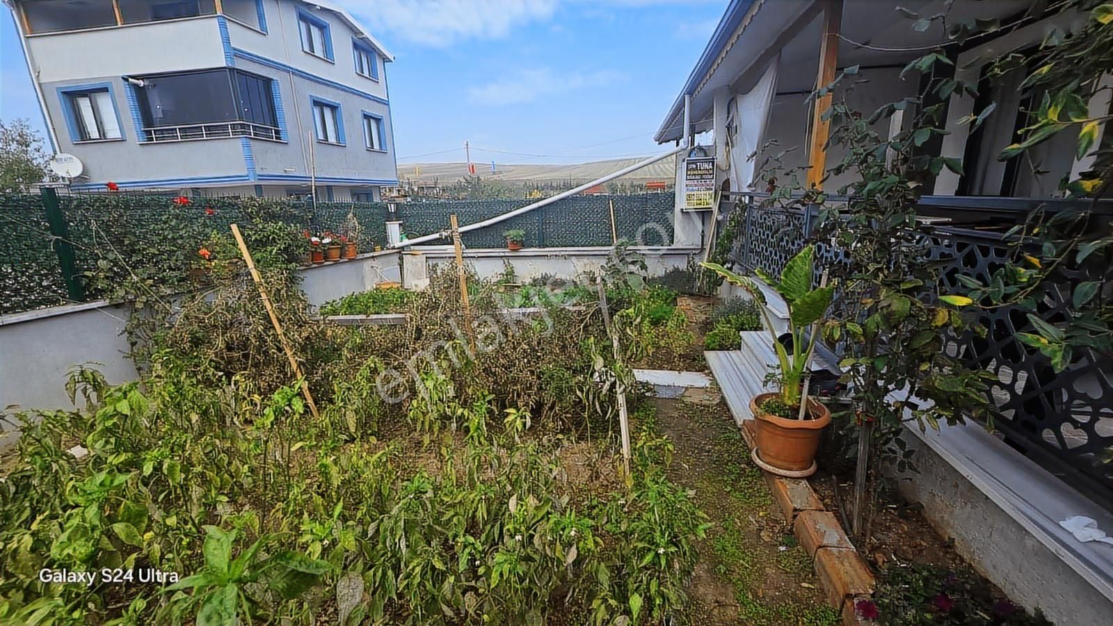 Tuğra'dan Yenilik'de Doğazlı 3+1 Eşyalı İskanlı Satılık Villa - Görsel 3