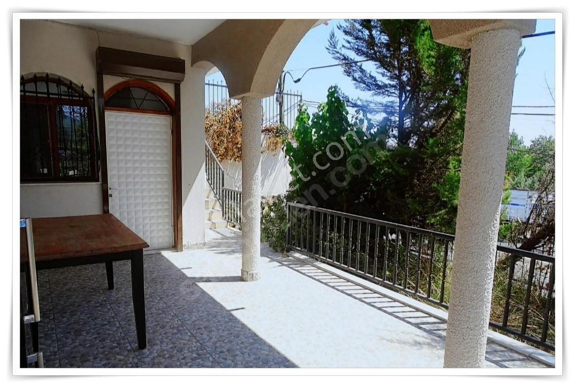 Çiniliköyde Mükemmel Lokasyon Kaçırılmayacak Villa - Görsel 34