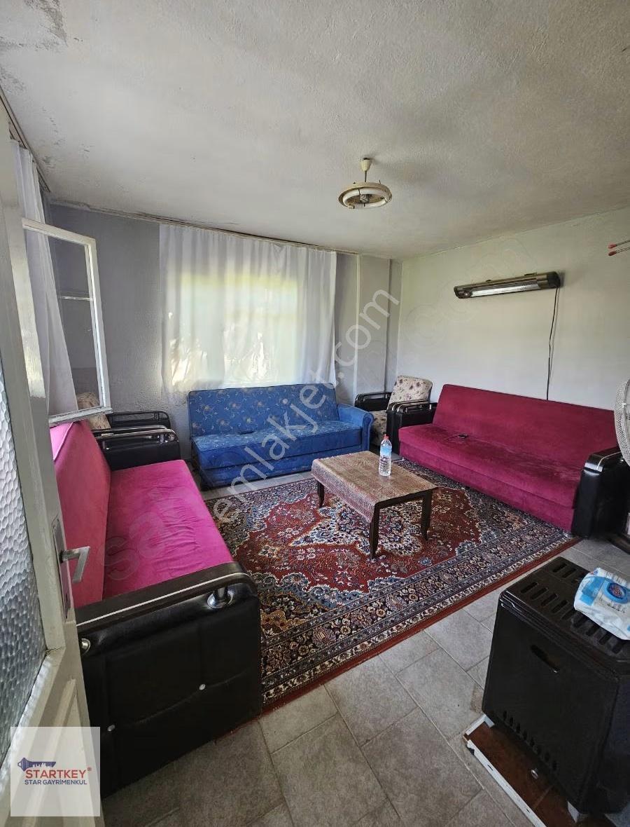 Halilbeyli Köyünde İçinde Ev Ve Damı Olan Satılık Arsa - Görsel 26