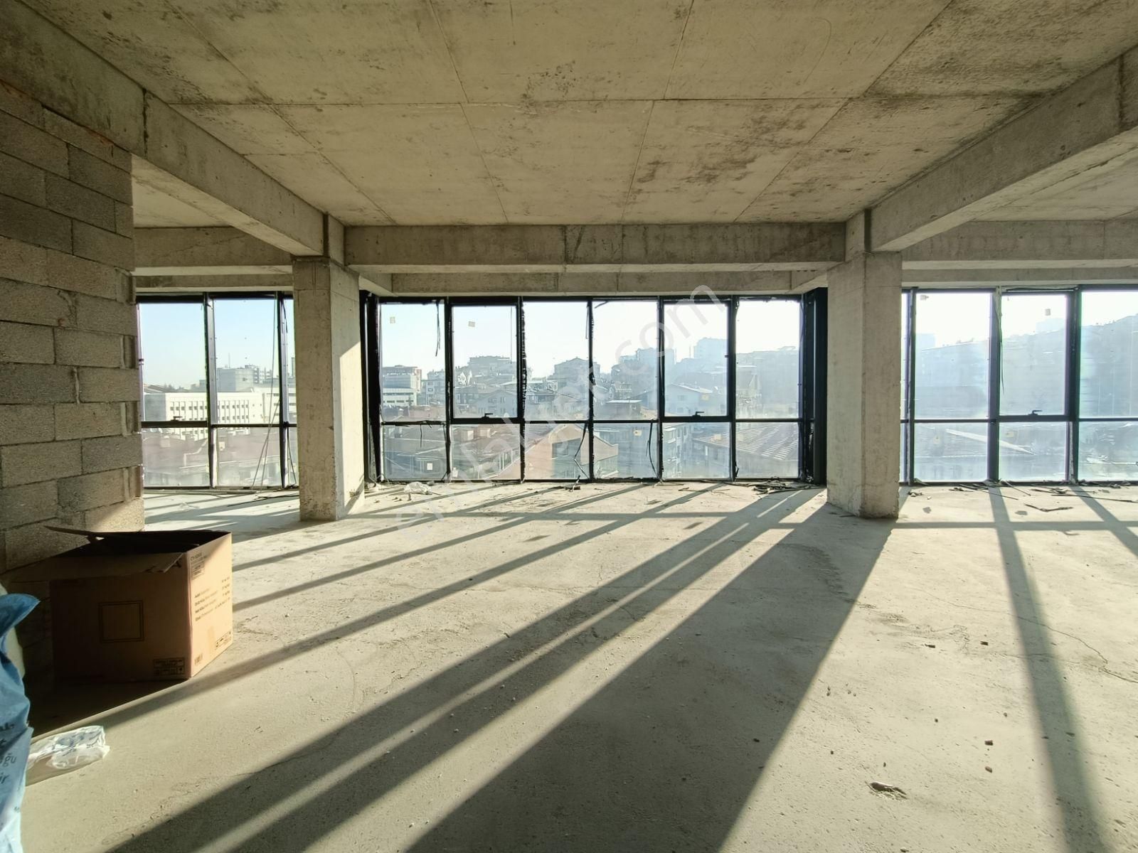Balgat Prestij Plazada/manzaralı/natamam/ofis/155 M2 Net - Görsel 32