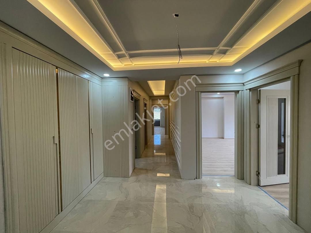 Barak Emlak'tan Site İçerisinde Fırsat Satılık 4+1 Lüks Daire - Görsel 15