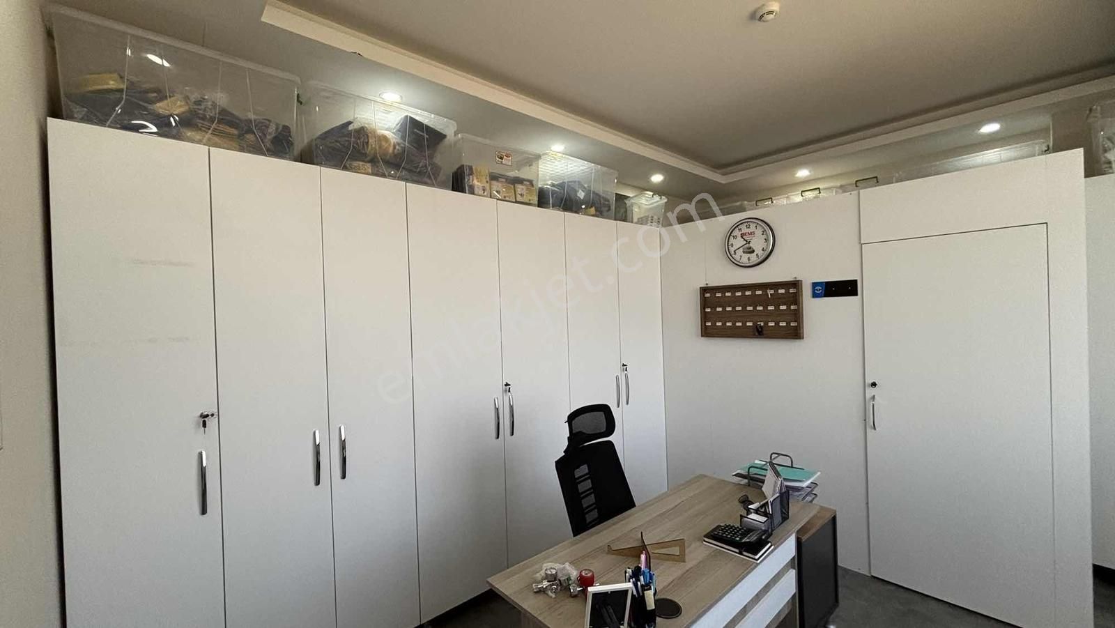 E-5 Karayolu Üzeri 2 Katlı Kiralık 350 M2 Ofis Ve İşyerleri - Görsel 4