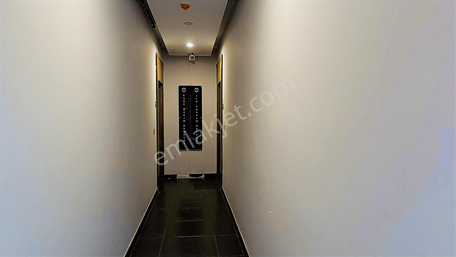 E-5 Karayolu Üzeri 2 Katlı Kiralık 350 M2 Ofis Ve İşyerleri - Görsel 17