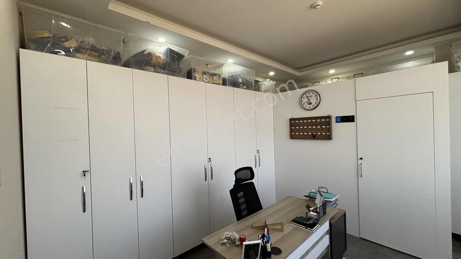 E-5 Karayolu Üzeri 2 Katlı Kiralık 350 M2 Ofis Ve İşyerleri - Görsel 25
