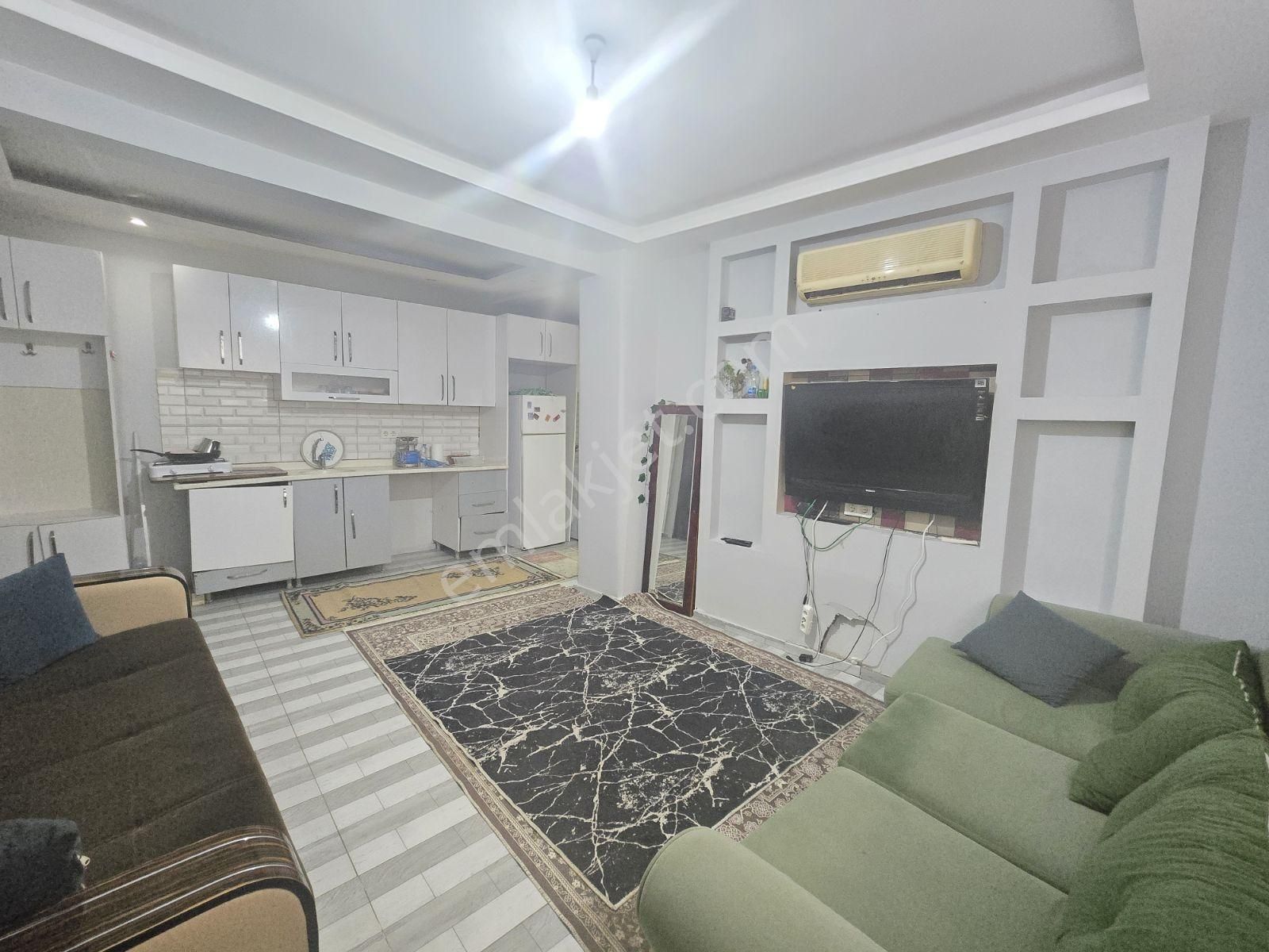 Duygu Cafe Arkası Geniş Oturumlu Full Eşyalı 1+1 Daire️