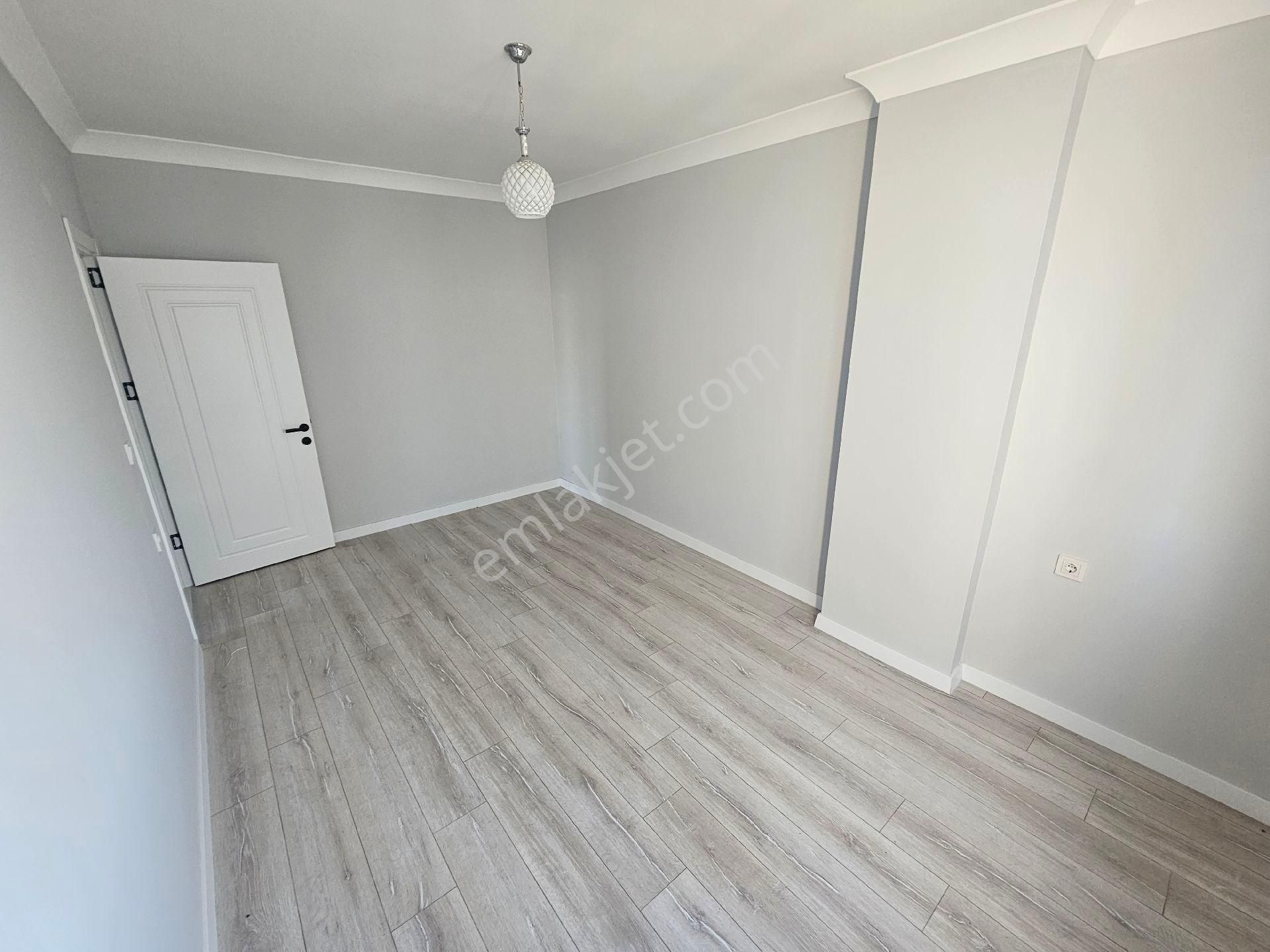 Didim'de Satılık Geniş Ara Kat 1+1 - Görsel 4