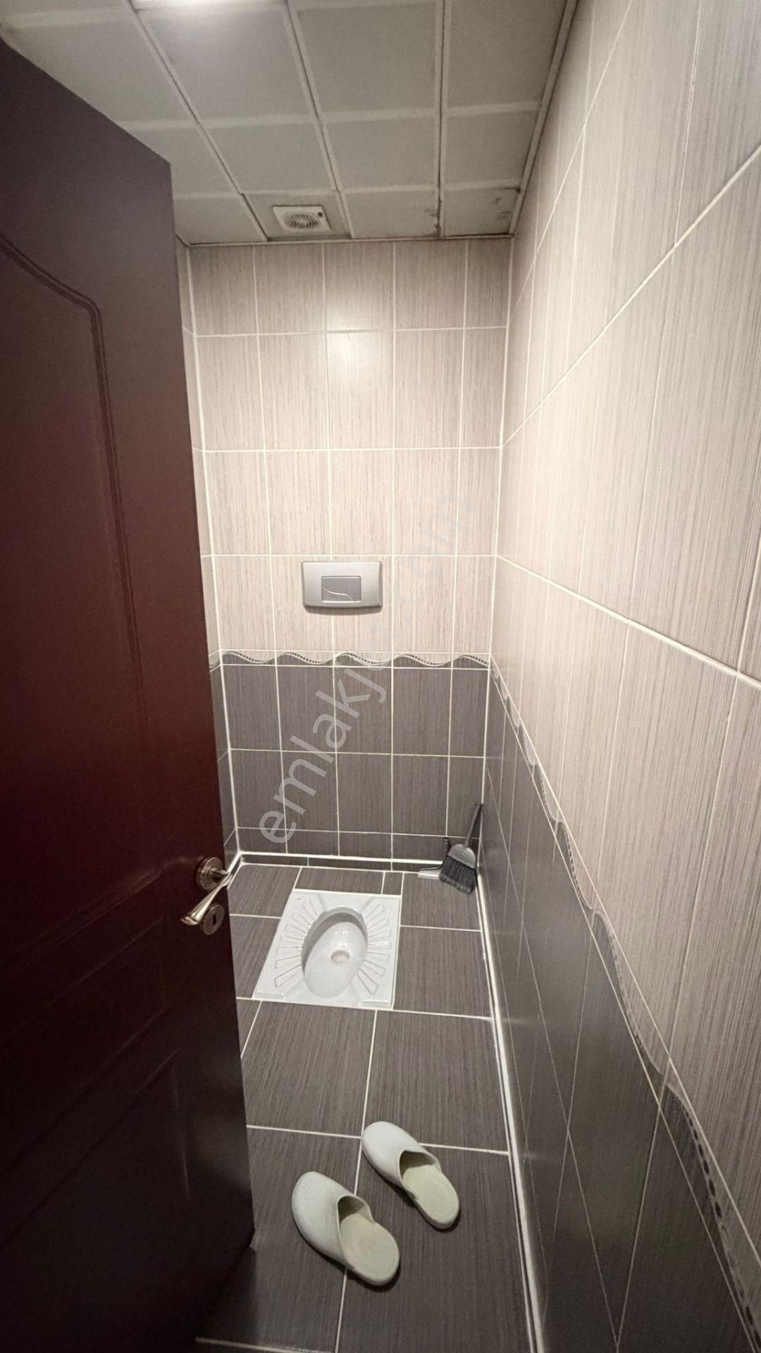 Barak Emlak'tan Ana Cadde Üzeri Satılık 4+1 Daire - Görsel 18