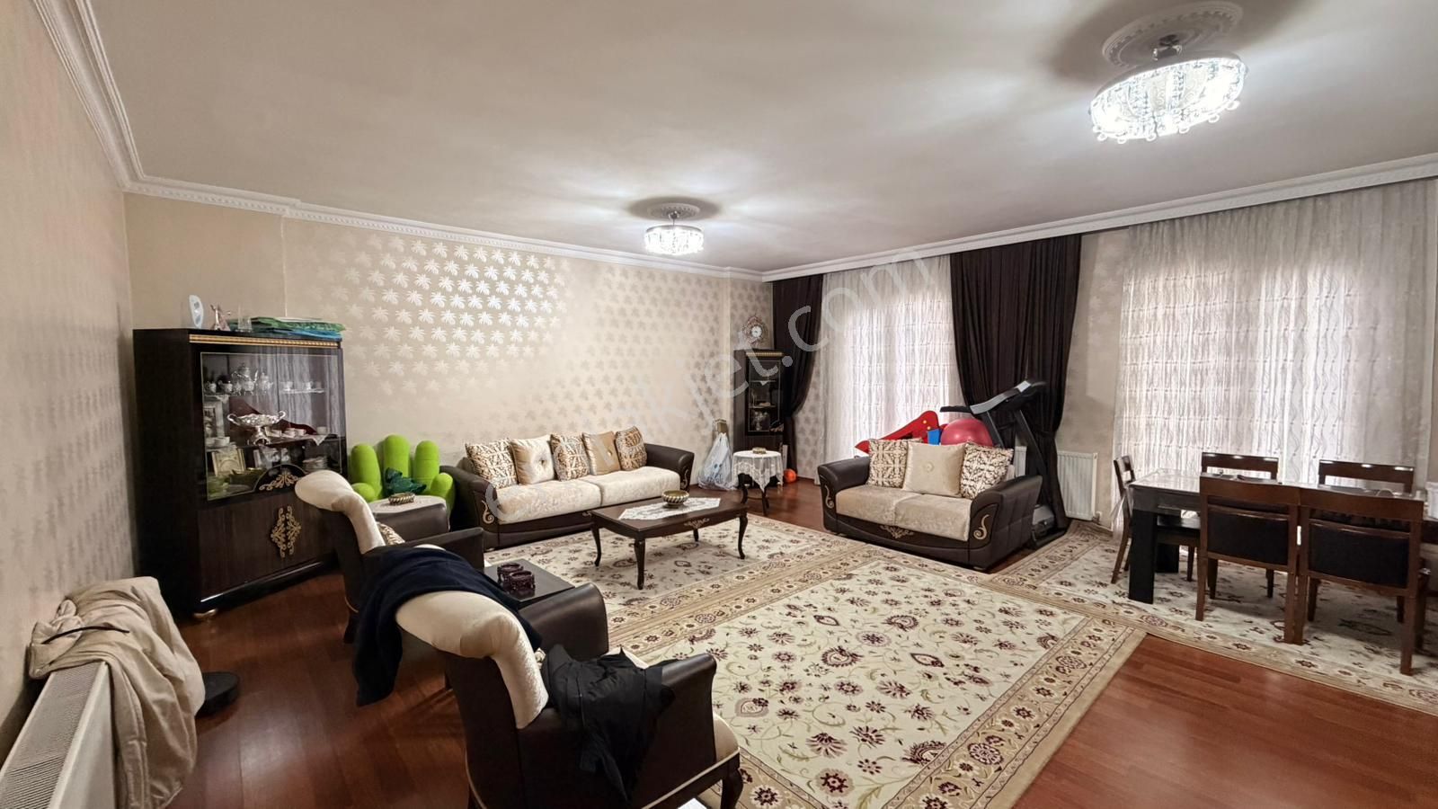 Barak Emlak'tan Ana Cadde Üzeri Satılık 4+1 Daire - Görsel 31