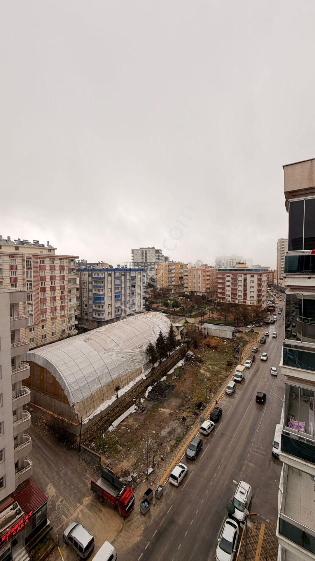 Barak Emlak'tan Ana Cadde Üzeri Satılık 4+1 Daire - Görsel 9