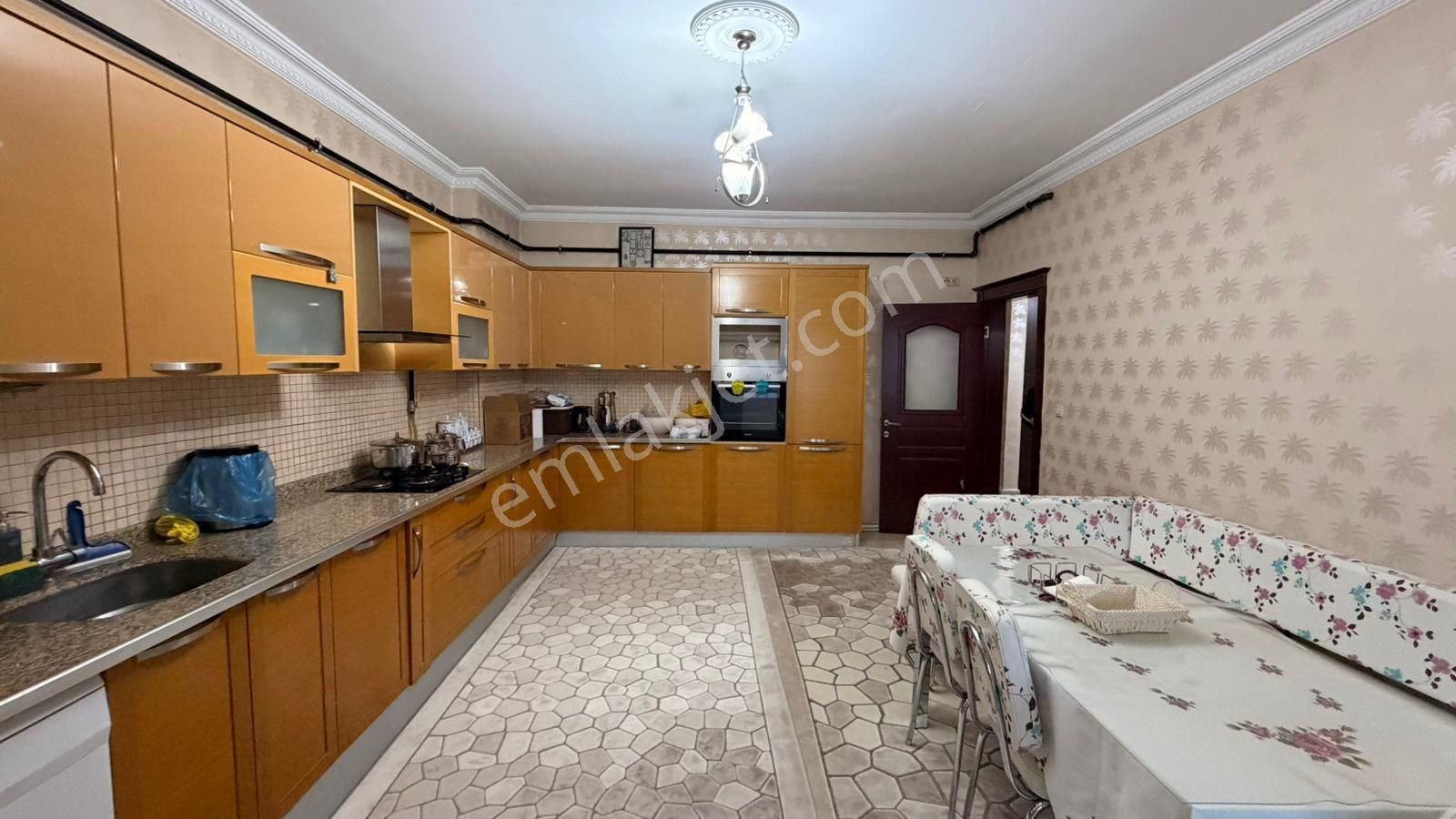 Barak Emlak'tan Ana Cadde Üzeri Satılık 4+1 Daire - Görsel 33