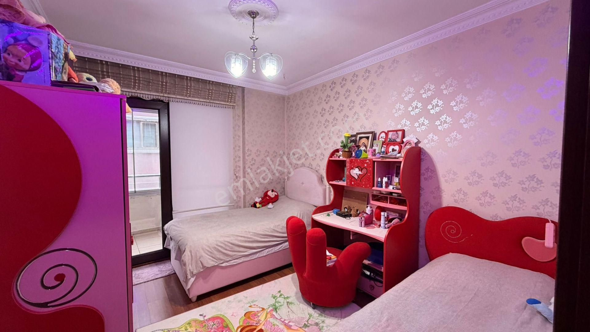 Barak Emlak'tan Ana Cadde Üzeri Satılık 4+1 Daire - Görsel 15