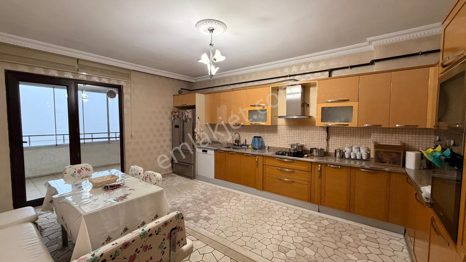 Barak Emlak'tan Ana Cadde Üzeri Satılık 4+1 Daire - Görsel 35