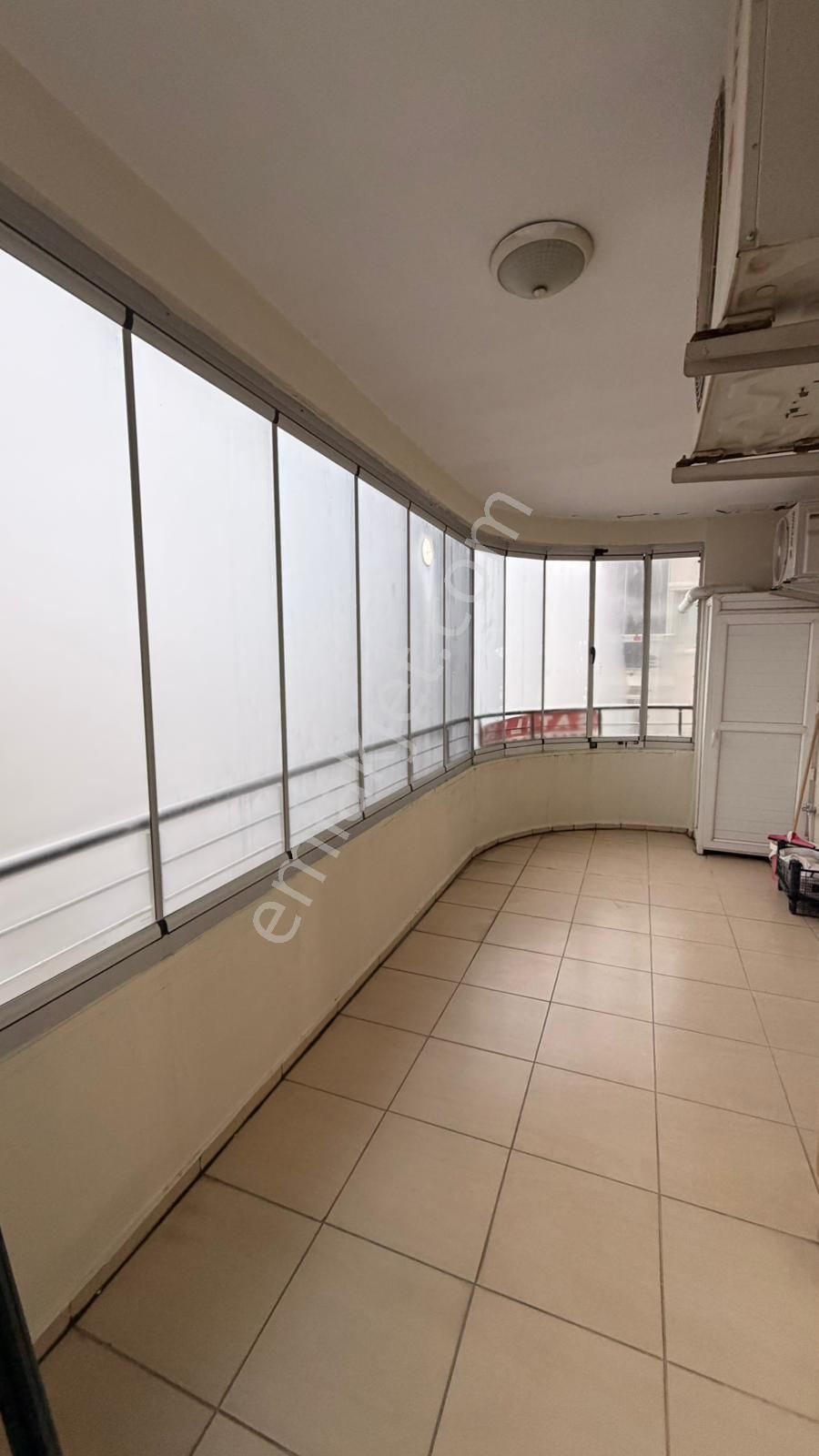 Barak Emlak'tan Ana Cadde Üzeri Satılık 4+1 Daire - Görsel 34