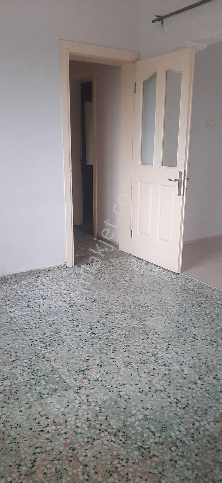 Bozyaka Ssk Karşısında Kiralık 2+1 Daire - Görsel 10