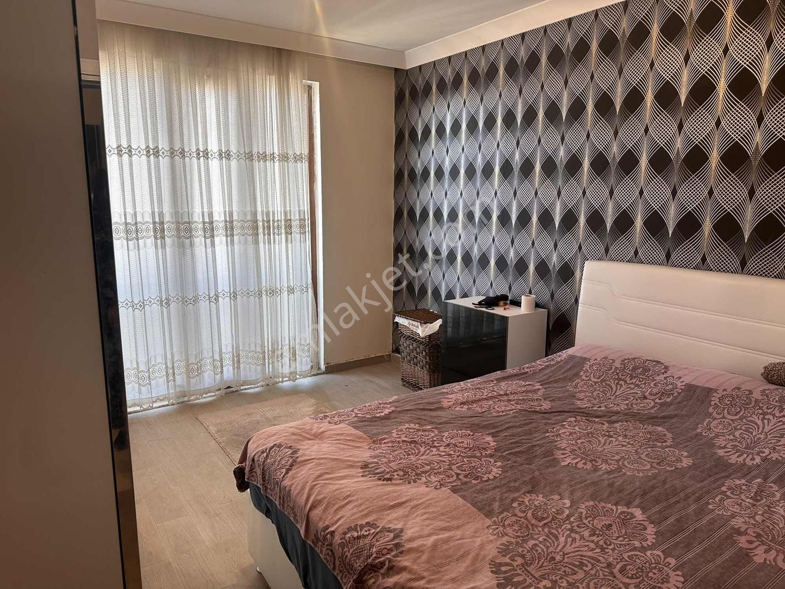 Cadde Üzerinde Deniz Manzaralı Geniş Ferah Kaliteli 2+1 Daire - Görsel 28