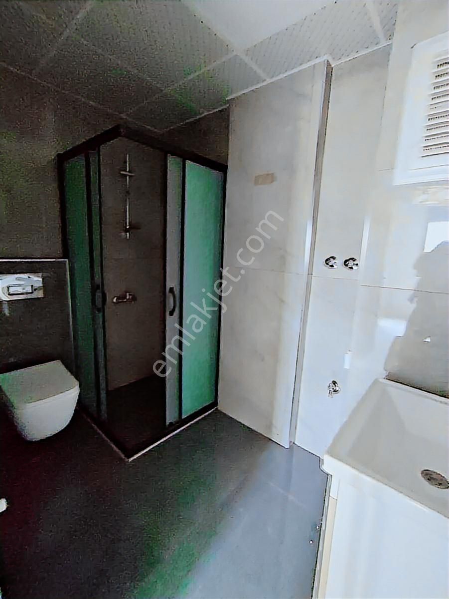 Yeniköy'de Atatürk Caddesi Yakını Ara Kat Kiralık 1+1 Daire - Görsel 6