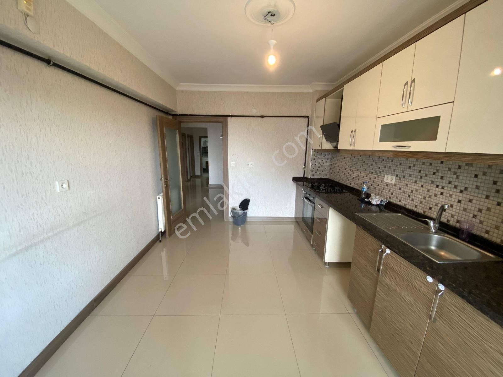 Sanatoryum Hastanesine Yakın Kuşcağız Mahallesinde Kiralık 3+1 - Görsel 6