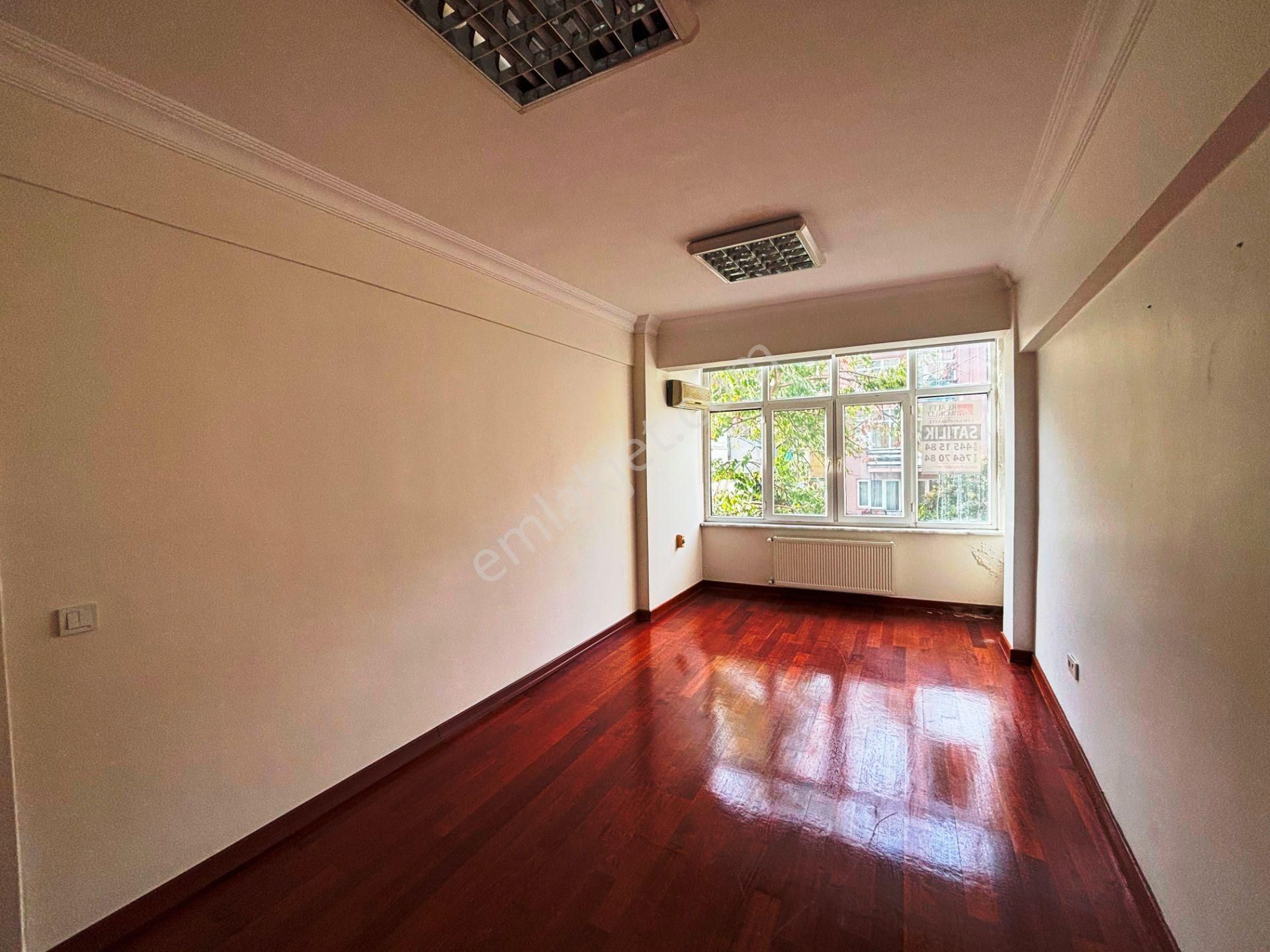 Bahariye Caddesi Üzeri 1.kat Masrafsız İskanlı 95m2 Satılık 2+1 - Görsel 10